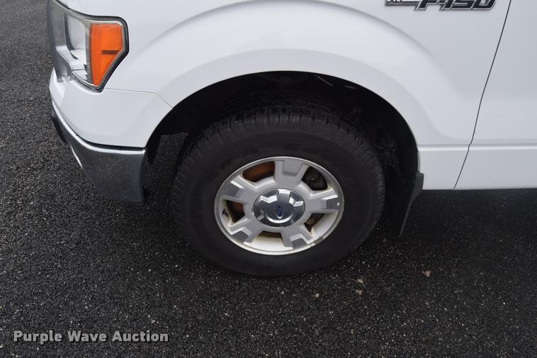 image for item L3879 2010 Ford F150 XLT pickup truck