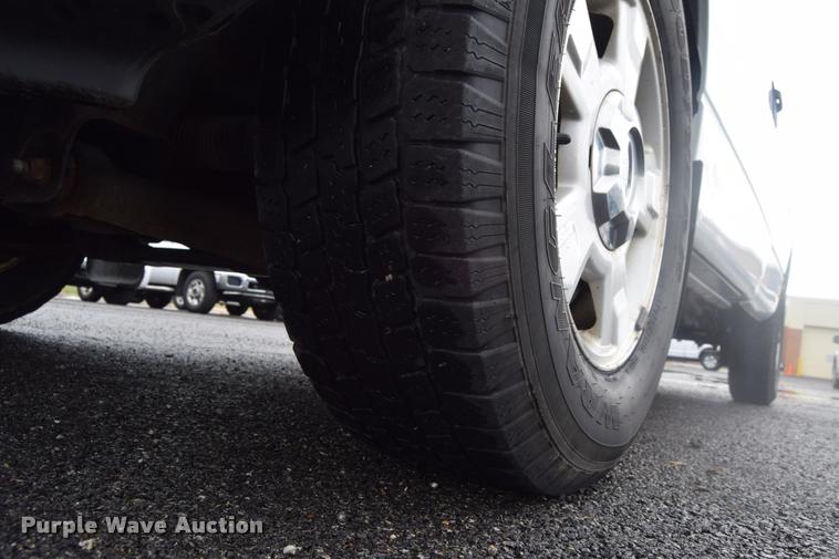 image for item L3879 2010 Ford F150 XLT pickup truck