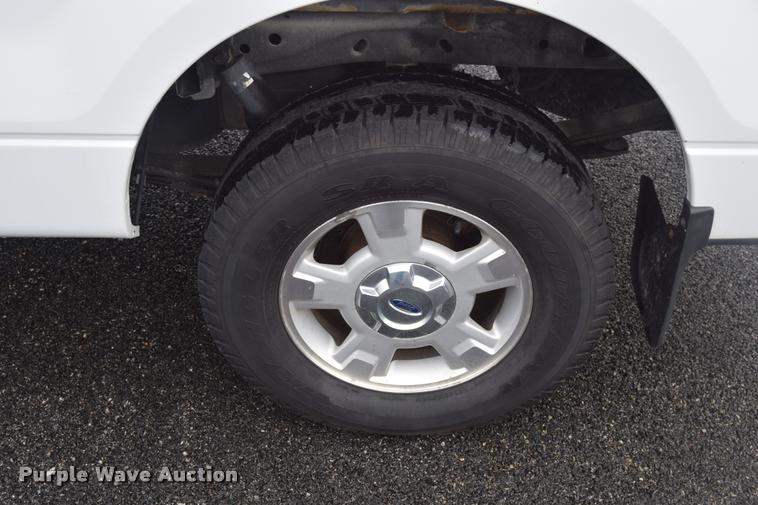 image for item L3879 2010 Ford F150 XLT pickup truck