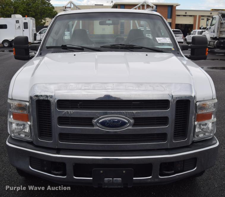 image for item L3880 2008 Ford F250 Super Duty XLT utility truck