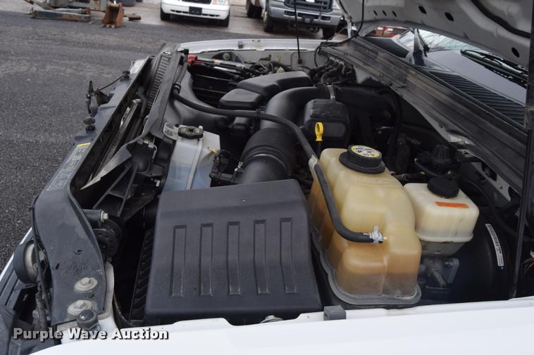 image for item L3880 2008 Ford F250 Super Duty XLT utility truck
