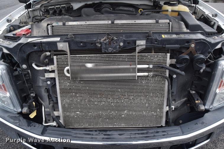 image for item L3880 2008 Ford F250 Super Duty XLT utility truck