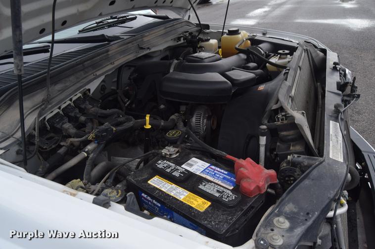 image for item L3880 2008 Ford F250 Super Duty XLT utility truck