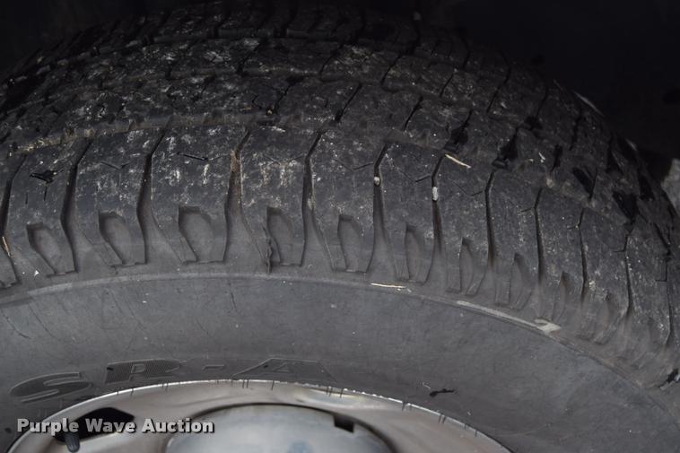 image for item L3880 2008 Ford F250 Super Duty XLT utility truck