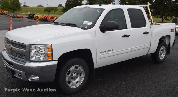 image for item L3883 2012 Chevrolet Silverado 1500 LT Z71 Crew Cab pickup truck