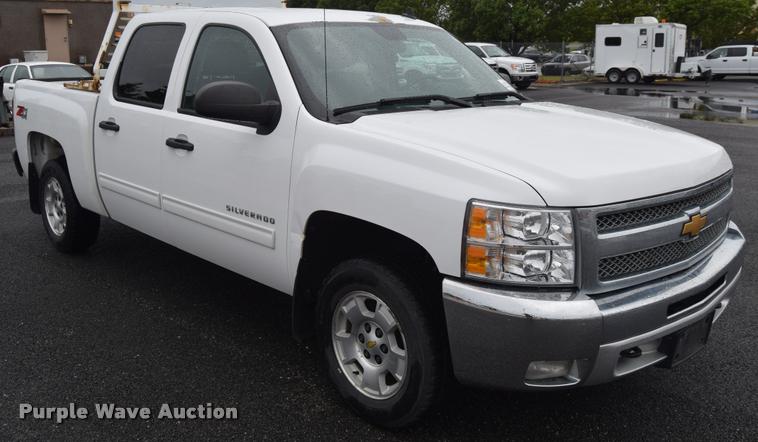 image for item L3883 2012 Chevrolet Silverado 1500 LT Z71 Crew Cab pickup truck