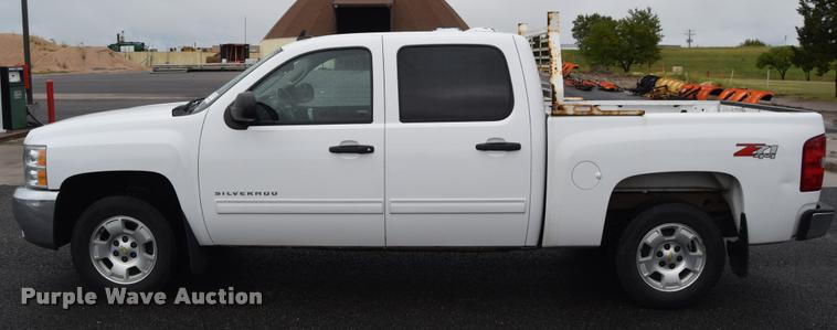 image for item L3883 2012 Chevrolet Silverado 1500 LT Z71 Crew Cab pickup truck