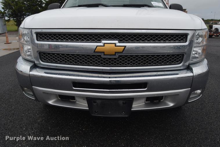 image for item L3883 2012 Chevrolet Silverado 1500 LT Z71 Crew Cab pickup truck