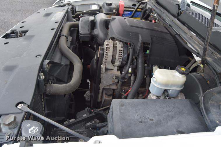 image for item L3884 2007 Chevrolet Silverado 1500 LT Ext. Cab pickup truck