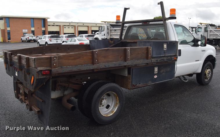 image for item L3885 2006 Ford F350 Super Duty XL flatbed pickup truck
