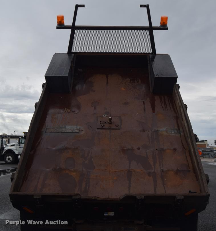 image for item L3885 2006 Ford F350 Super Duty XL flatbed pickup truck