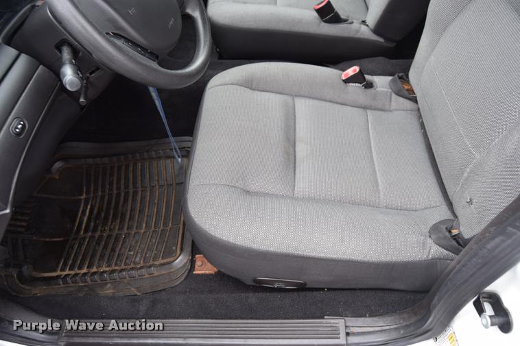 image for item L3887 2011 Ford Crown Victoria Police Interceptor