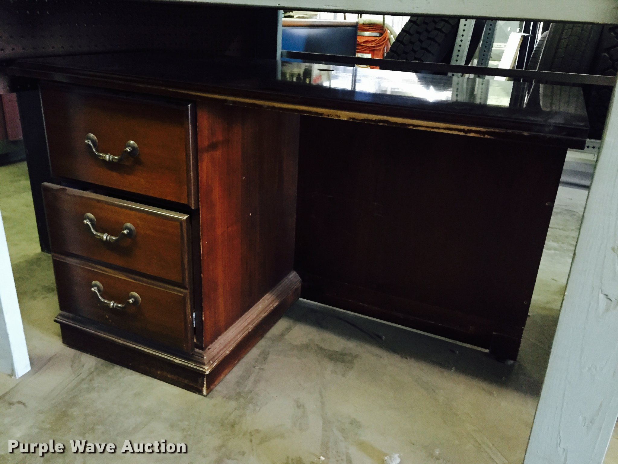 (2) wood desks in Wichita, KS Item CA9941 sold Purple Wave