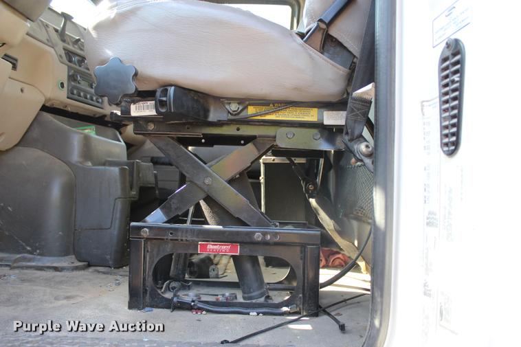 image for item DA6111 2009 Sterling LT8500 dump truck