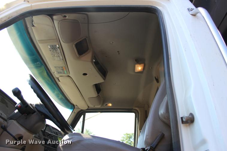 image for item DA6111 2009 Sterling LT8500 dump truck