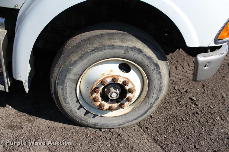 image for item DA6111 2009 Sterling LT8500 dump truck