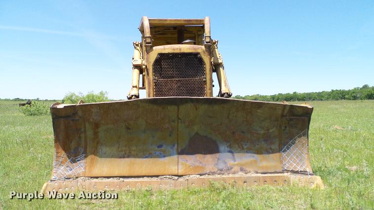 image for item DA6136 1967 Caterpillar D8H dozer