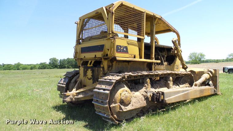 image for item DA6136 1967 Caterpillar D8H dozer
