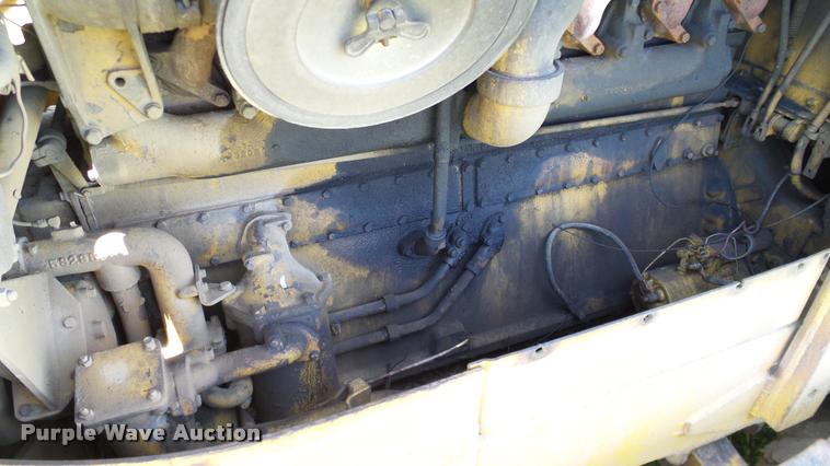 image for item DA6136 1967 Caterpillar D8H dozer
