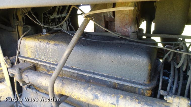 image for item DA6136 1967 Caterpillar D8H dozer