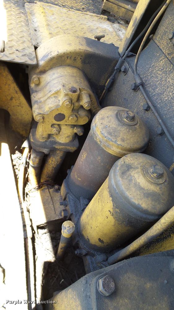 image for item DA6136 1967 Caterpillar D8H dozer