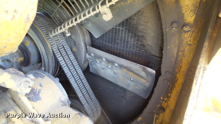 image for item DA6136 1967 Caterpillar D8H dozer