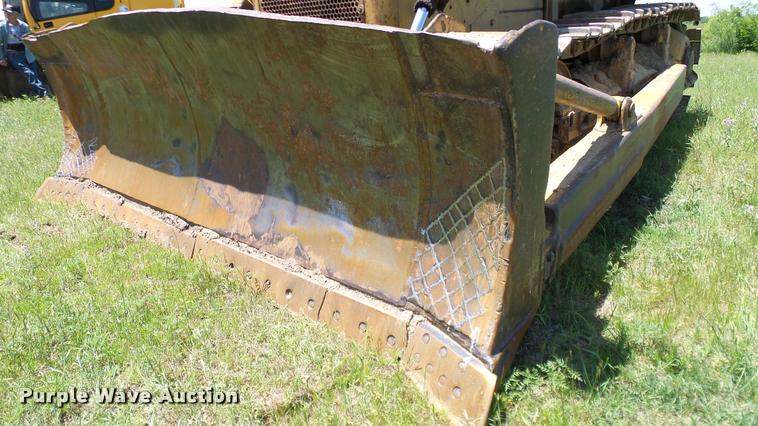image for item DA6136 1967 Caterpillar D8H dozer