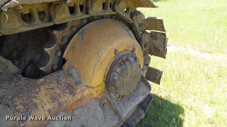 image for item DA6136 1967 Caterpillar D8H dozer