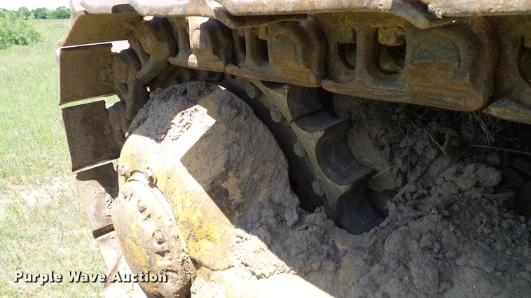 image for item DA6136 1967 Caterpillar D8H dozer