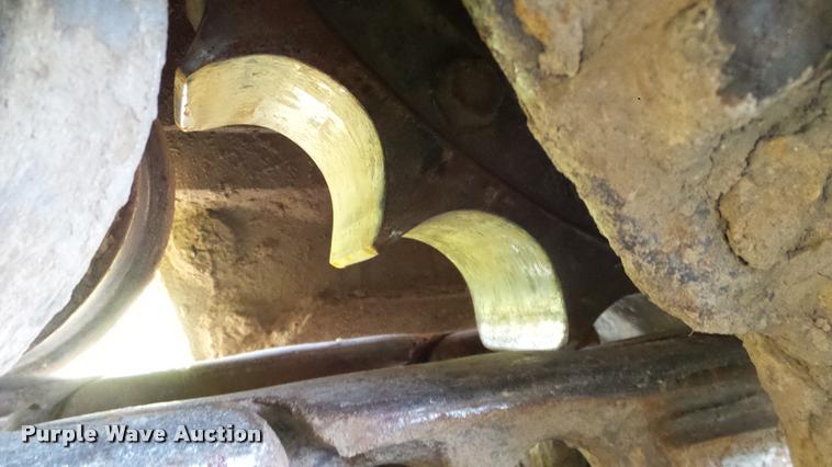 image for item DA6136 1967 Caterpillar D8H dozer