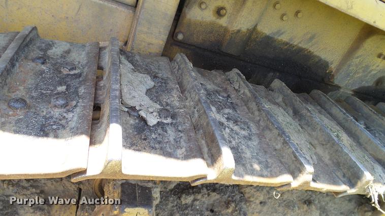 image for item DA6136 1967 Caterpillar D8H dozer