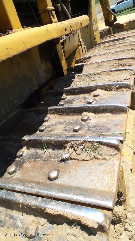 image for item DA6136 1967 Caterpillar D8H dozer