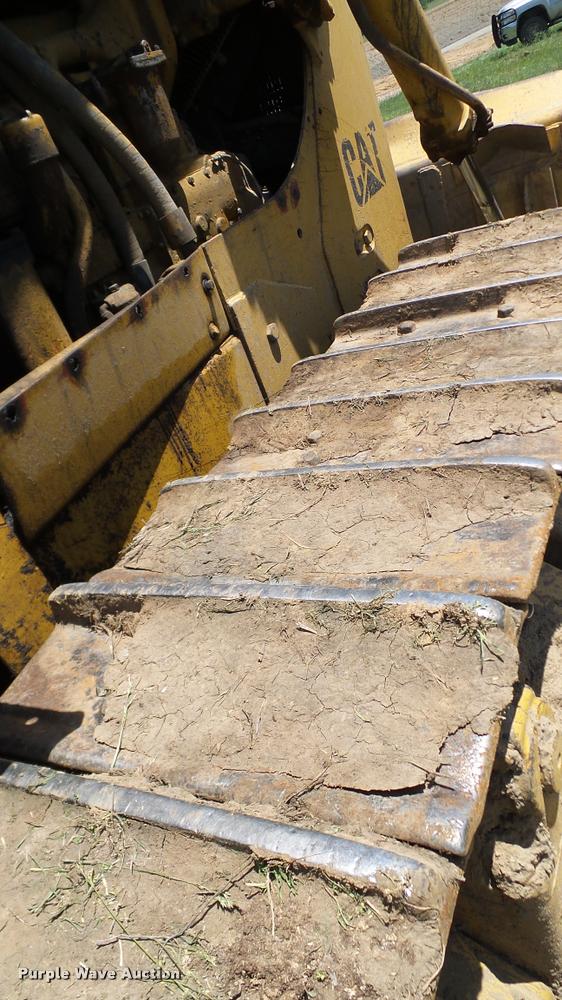 image for item DA6136 1967 Caterpillar D8H dozer