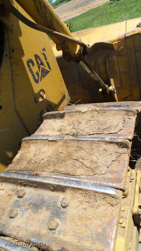 image for item DA6136 1967 Caterpillar D8H dozer