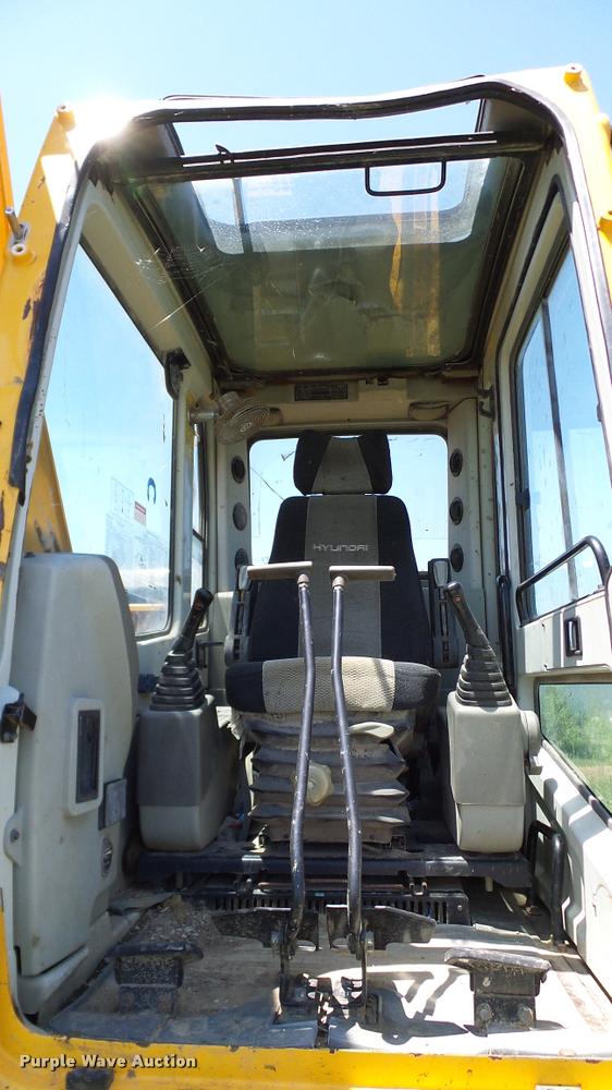 image for item DA6139 2006 Hyundai 140LC-7 excavator