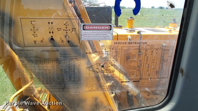 image for item DA6139 2006 Hyundai 140LC-7 excavator