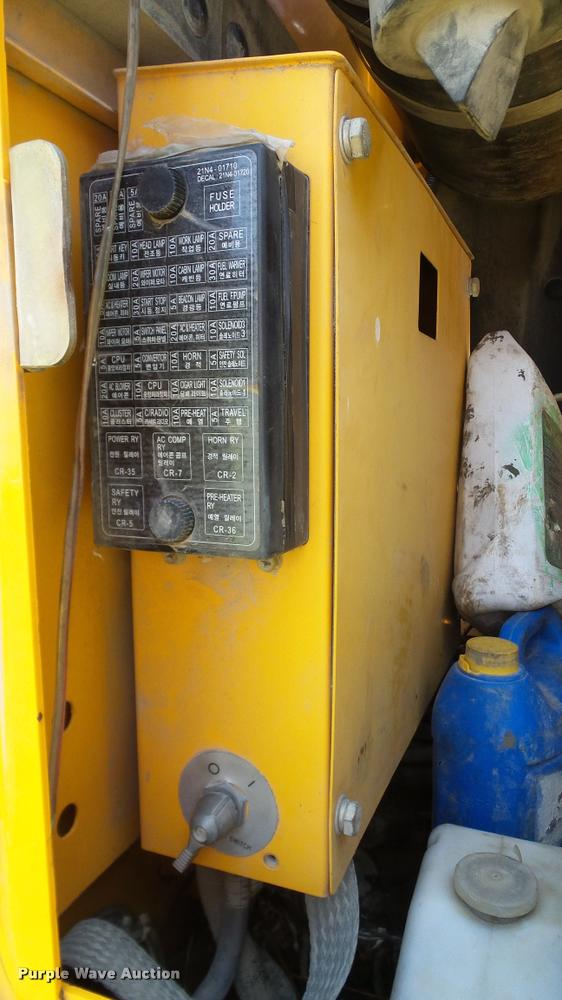 image for item DA6139 2006 Hyundai 140LC-7 excavator