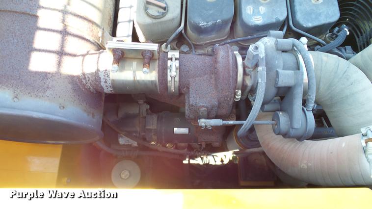 image for item DA6139 2006 Hyundai 140LC-7 excavator