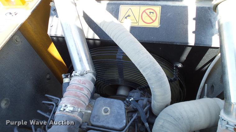 image for item DA6139 2006 Hyundai 140LC-7 excavator