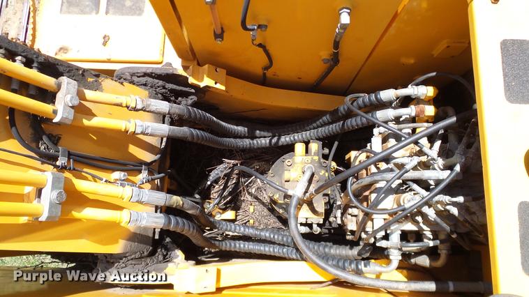 image for item DA6139 2006 Hyundai 140LC-7 excavator