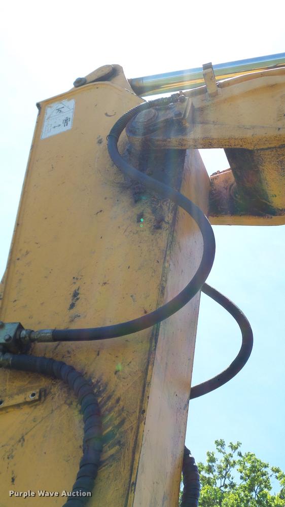 image for item DA6139 2006 Hyundai 140LC-7 excavator