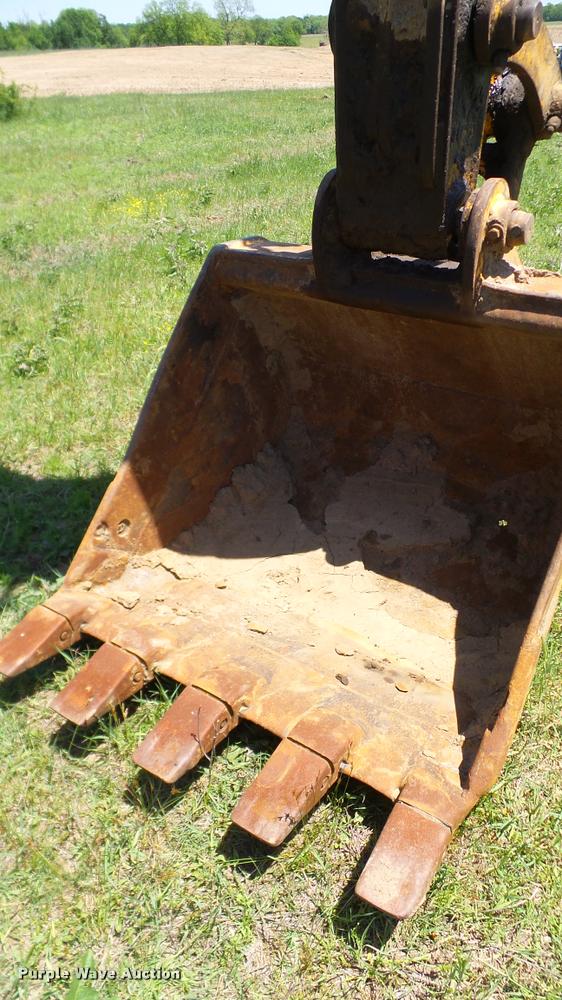 image for item DA6139 2006 Hyundai 140LC-7 excavator