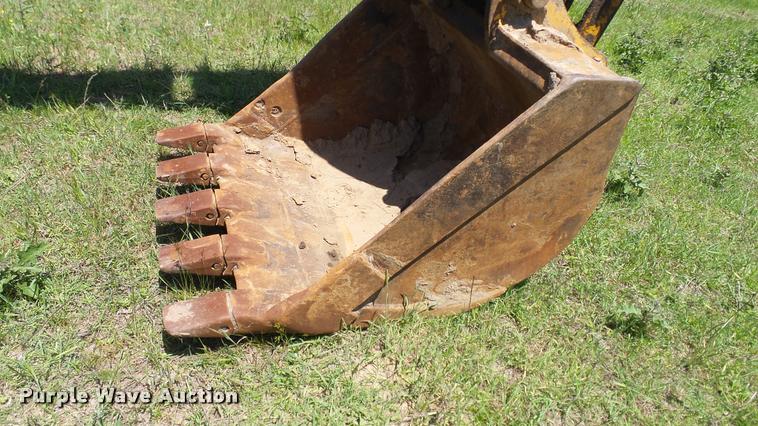 image for item DA6139 2006 Hyundai 140LC-7 excavator