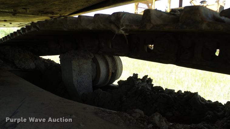 image for item DA6139 2006 Hyundai 140LC-7 excavator