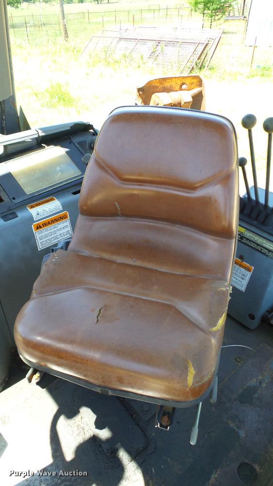 image for item DA6143 1998 Case 580L backhoe