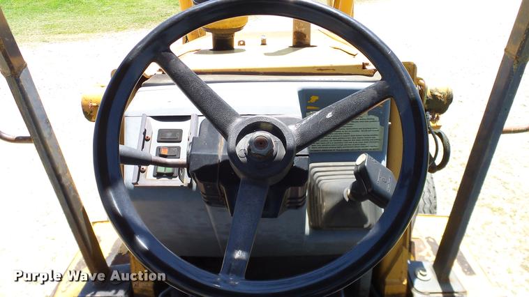 image for item DA6143 1998 Case 580L backhoe