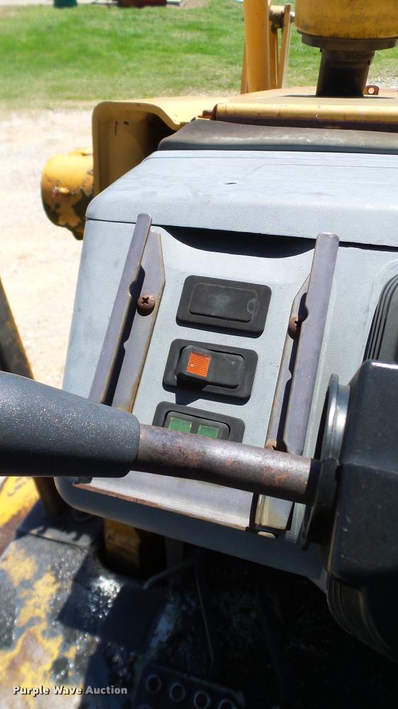 image for item DA6143 1998 Case 580L backhoe