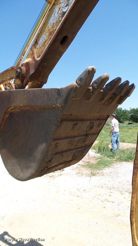 image for item DA6143 1998 Case 580L backhoe