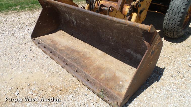 image for item DA6143 1998 Case 580L backhoe