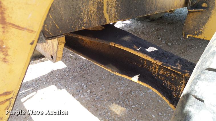 image for item DA6143 1998 Case 580L backhoe